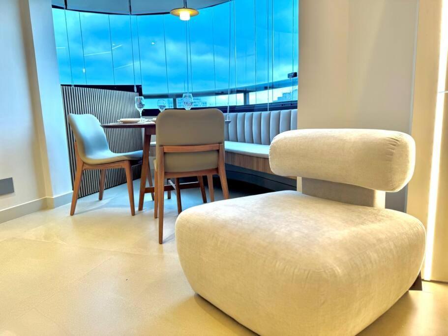Apartamento 2412 - Rentaqui Design Contemporaneo *